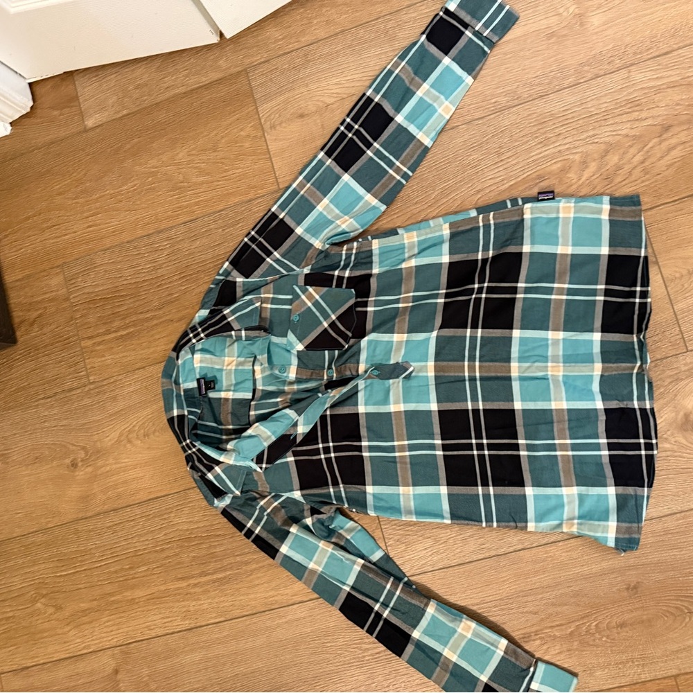 Patagonia Blue and Black Casual Button Down Shirt